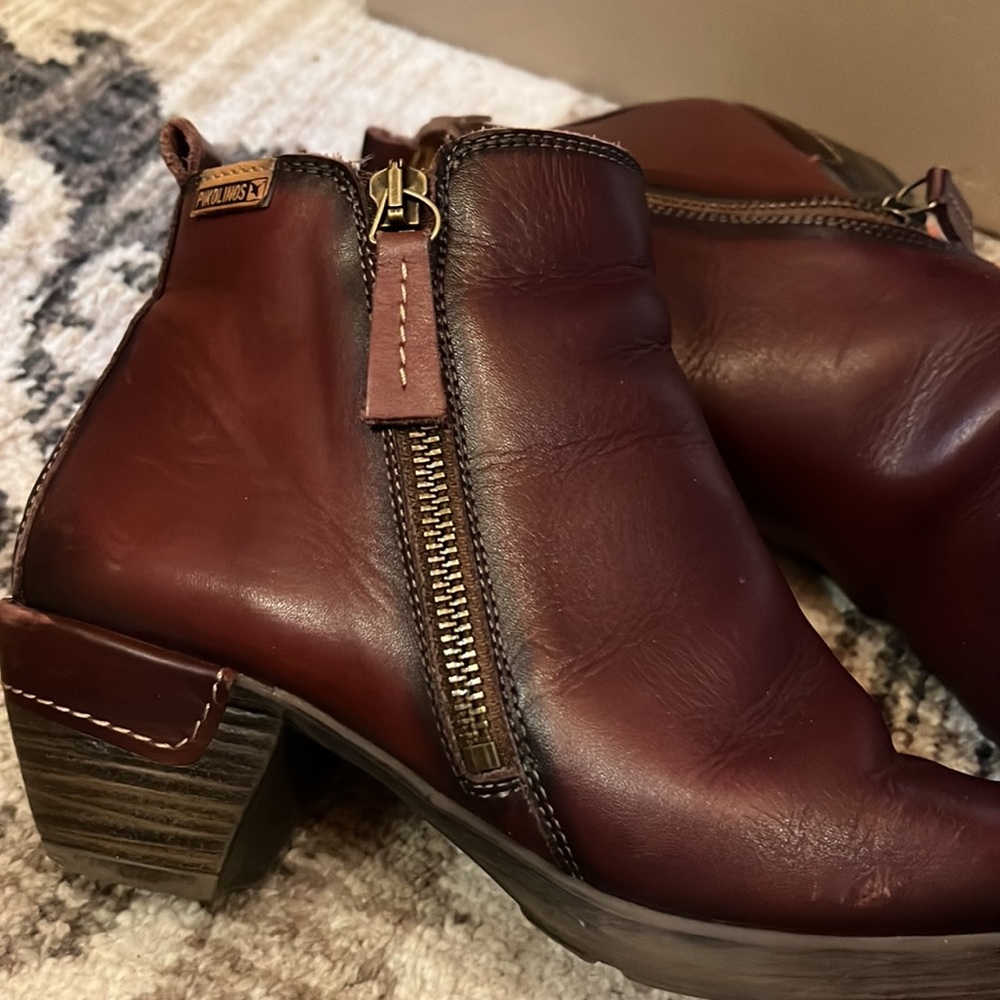 Booties- leather - Picture 3 of 3